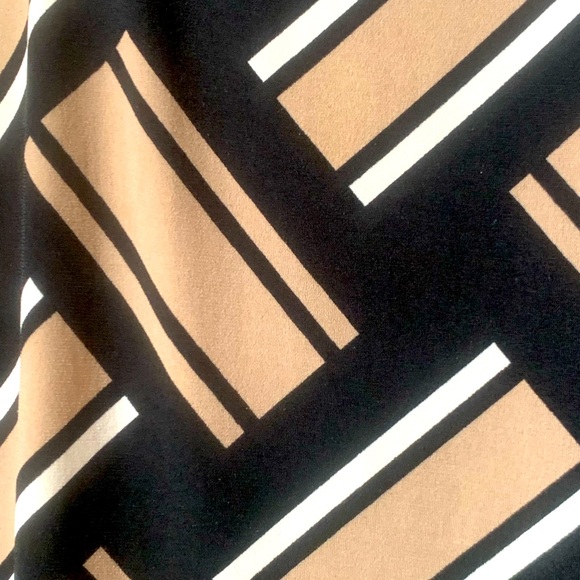 BANANA REPUBLIC Black Tan White V Neck Dress - Size M - Picture 4 of 6